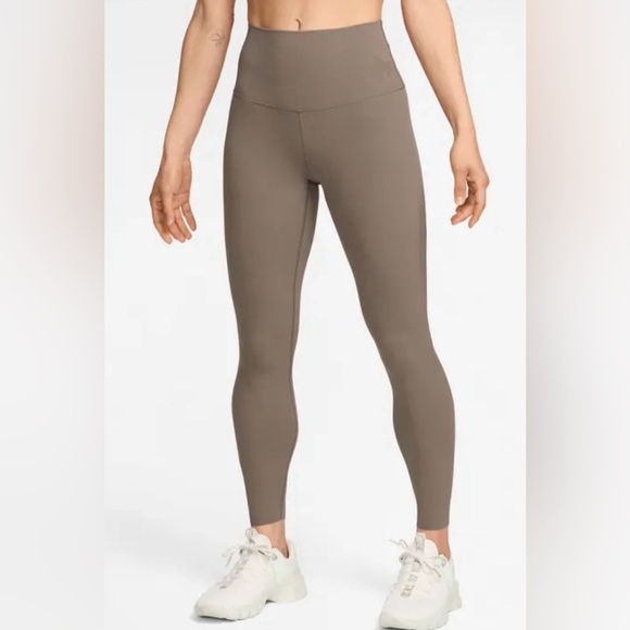 Target All in Motion Brown/Taupe Colored High-Rise Athletic Leggings SIZE LARGE - Picture 1 of 4